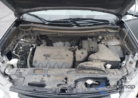 2017 Mitsubishi Outlander Se z USA, uszkodzony, nr VIN JA4AD3A33HZ058317